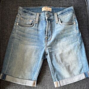 Jen 7 by for all mankind Jean Shorts with Light Wash and Cuffed Hem